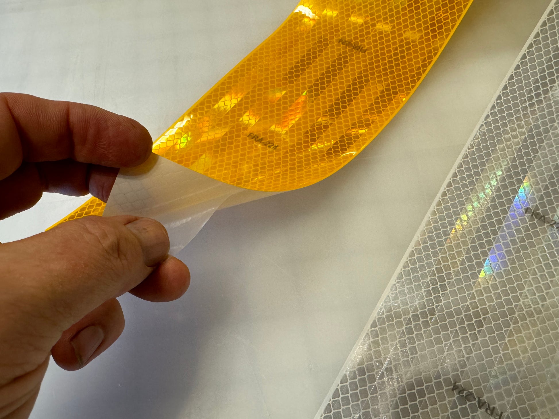 3M™ 983 FRA Rail Car Reflective Tape - White or Yellow – White, Yellow
