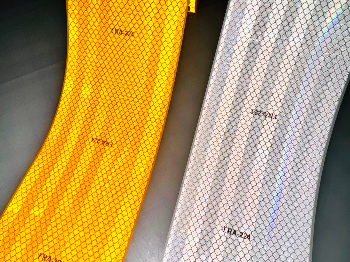 3M™ 983 FRA Rail Car Reflective Tape - White or Yellow – White, Yellow