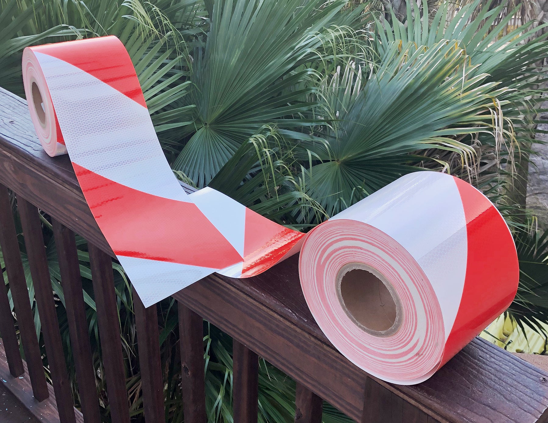 Red White Reflective Barrier Tape Nikkalite